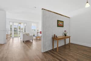 1326 Canary Island Dr Weston, FL 33327 - MLS#A11995926