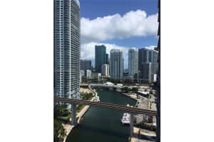 185 Sw 7th St 3211, Miami