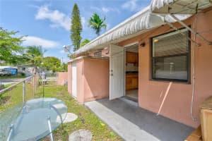 501 SW 9th St Apartment 1-2, Hallandale Beach, FL 33009, - MLS#A11995938