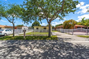 670 E 45th St, Hialeah, FL 33013, - MLS#A11995956