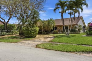 8230 SW 55th Ct, Fort Lauderdale, FL 33328, - MLS#A11995959