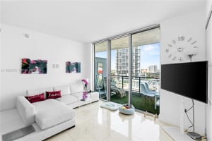 The Ivy, 90 SW 3rd St APT 1209, Miami, FL 33130, - MLS#A11995976