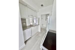 568 SW 3rd St, Miami, FL 33130, - MLS#A11995991