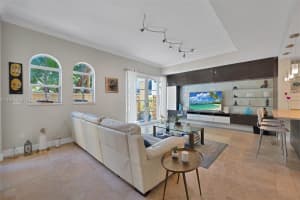 18345 NE 30th Pl, Miami, FL 33160, - MLS#A11996056