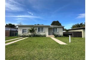 275 Ne 115th St, Miami