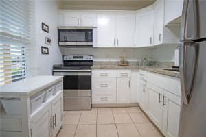 6020 NW 64th Ave APT 108, Tamarac, FL 33319, - MLS#A11996101