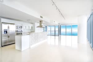 601 Ne 36th St 812, Miami