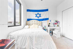 817 Ne 211th St Miami, FL 33179 - MLS#A11996118