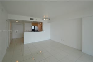 325 S Biscayne Blvd #2320, Miami, FL 33131, - MLS#A11996136