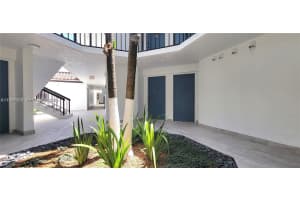 9403 Fontainebleau Blvd Apt 211-21, Miami, FL 33172, - MLS#A11996152