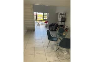 9403 Fontainebleau Blvd Apt 211-21, Miami, FL 33172, - MLS#A11996152