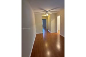 9050 Jacaranda Ln APT 8, Plantation, FL 33324, - MLS#A11996190