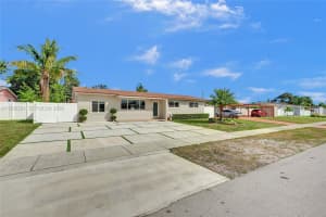 19625 Nw 6th Pl Miami Gardens, FL 33169 - MLS#A11996221