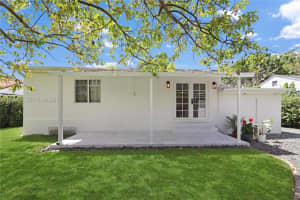 6415 SW 39th St, Miami, FL 33155, - MLS#A11996301