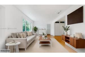 6415 SW 39th St, Miami, FL 33155, - MLS#A11996301