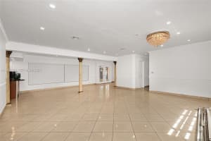 2545 NE 207th St #0, Miami, FL 33180, - MLS#A11996330