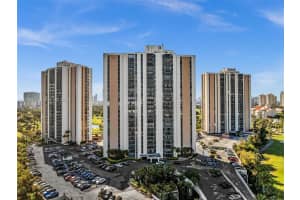 MLS# A11996333, Aventura, Florida 33180