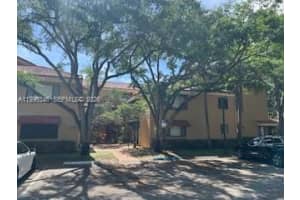 15485 N Miami Lakeway N 208-2, Miami Lakes