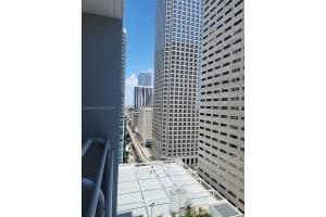 325 S Biscayne Blvd #2220, Miami, FL 33131, - MLS#A11996386