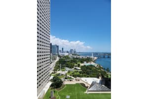 325 S Biscayne Blvd #2220, Miami, FL 33131, - MLS#A11996386