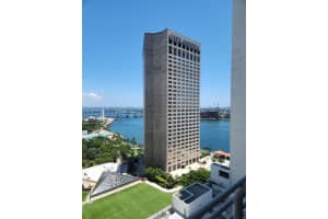325 S Biscayne Blvd #2220, Miami, FL 33131, - MLS#A11996386