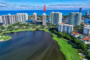 20185 E Country Club Dr 204, Aventura