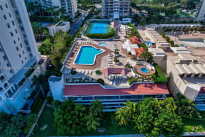 20185 E Country Club Dr APT 204, Aventura, FL 33180, - MLS#A11996401