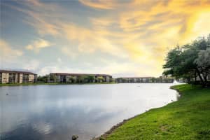 850 Sw 138th Ave 411d, Pembroke Pines