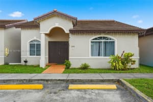 18615 Nw 84th Pl 106-1, Hialeah