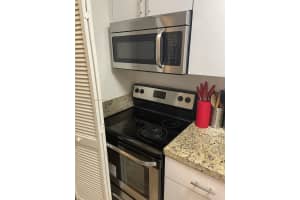 100 Lakeview Dr APT 207, Weston, FL 33326, - MLS#A11996445