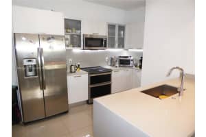 1045 Ne 18th Ave 102 Fort Lauderdale, FL 33304 - MLS#A11996454