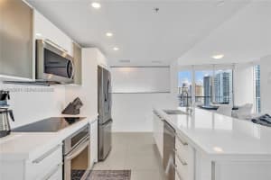 185 SW 7th St APT 3611, Miami, FL 33130, - MLS#A11996471