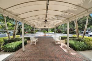 3970 Oaks Clubhouse Dr APT 302, Pompano Beach, FL 33069, - MLS#A11996483
