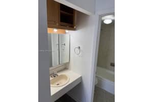 3545 NE 167th St APT 503, North Miami Beach, FL 33160, - MLS#A11996492
