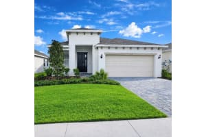 219 Bottle Brush Dr, Haines City