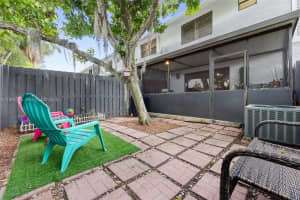 10500 Nw 3rd St Pembroke Pines, FL 33026 - MLS#A11996566