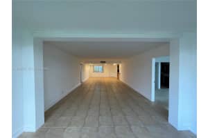 4009 N Cypress Dr 105, Pompano Beach