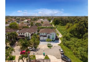 3002 Sw 147th Ct Miami, FL 33185 - MLS#A11996611