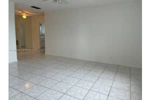 348 S Federal Hwy APT 11, Dania Beach, FL 33004, - MLS#A11996614