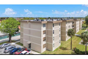 1805 W 56th St 209, Hialeah