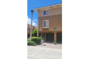 2961 NE 185th St APT 1607, Aventura, FL 33180, - MLS#A11996628