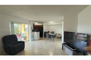 7610 Westwood Dr 109, Tamarac