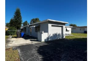4753 NW 41st St, Lauderdale Lakes, FL 33319, - MLS#A11996655
