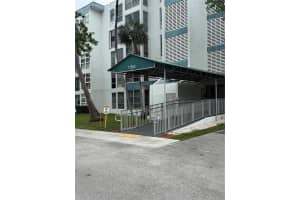 17560 Atlantic Blvd APT 302, Sunny Isles Beach, FL 33160, - MLS#A11996663