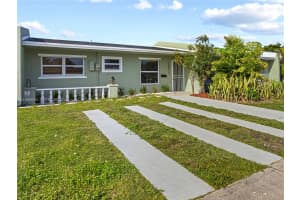 10017 SW 23rd Terrace, Miami, FL 33165, - MLS#A11996693