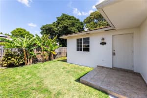 3027 SW 24th St, Miami, FL 33145, - MLS#A11996707
