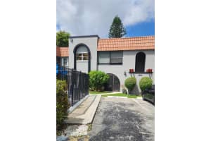 3811 NW 84th Ave APT 2B, Sunrise, FL 33351, - MLS#A11996728