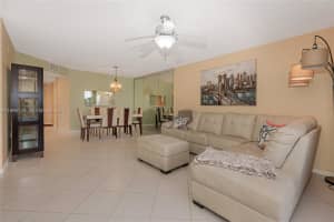 950 SW 138th Ave APT 409B, Pembroke Pines, FL 33027, - MLS#A11996729