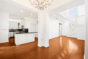 3135 Gifford Ln APT C, Miami, FL 33133, - MLS#A11996730