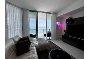 1300 Brickell Bay Dr APT 3206, Miami, FL 33131, - MLS#A11996758